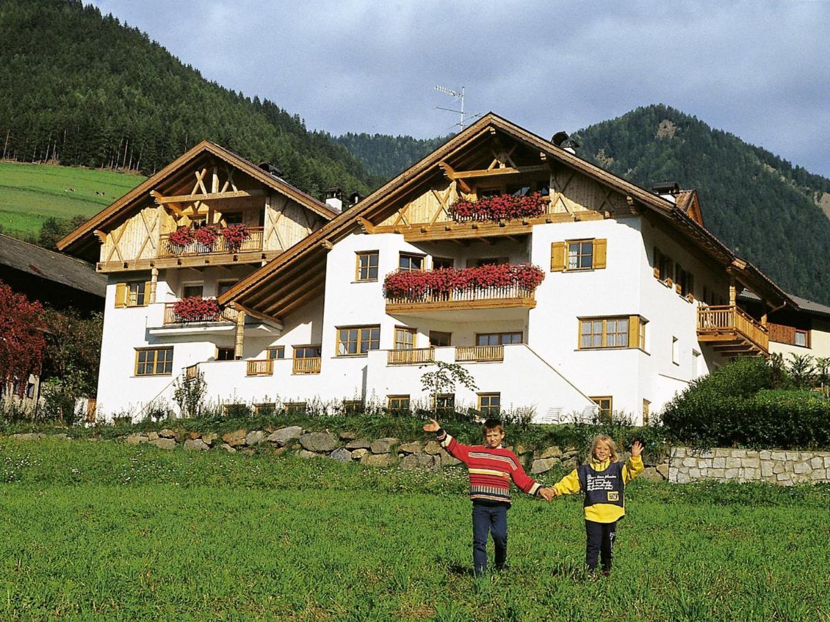 Residence Lusina Лузон Екстер'єр фото